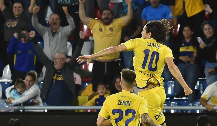 Imagen de Con un golazo de Cavani, Boca ganó un partido clave en Paraguay