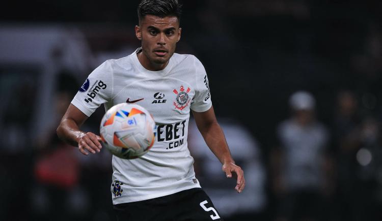 Imagen de Bajo la mirada de Boca, Fausto Vera fue parte del empate de Corinthians