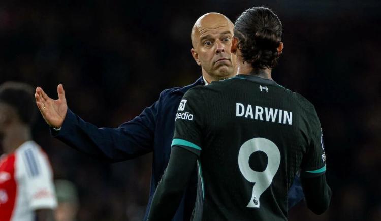 Imagen de La feroz crítica del técnico de Liverpool hacia Darwin Núñez tras un gol fallado