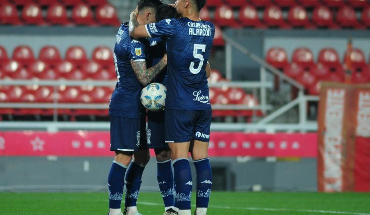 Imagen de Huracán recuperó la sonrisa y alimentó su sueño en la Copa Argentina