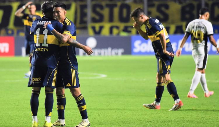 Imagen de Boca venció 2-1 a Olimpia y cerró su pretemporada con una alegría