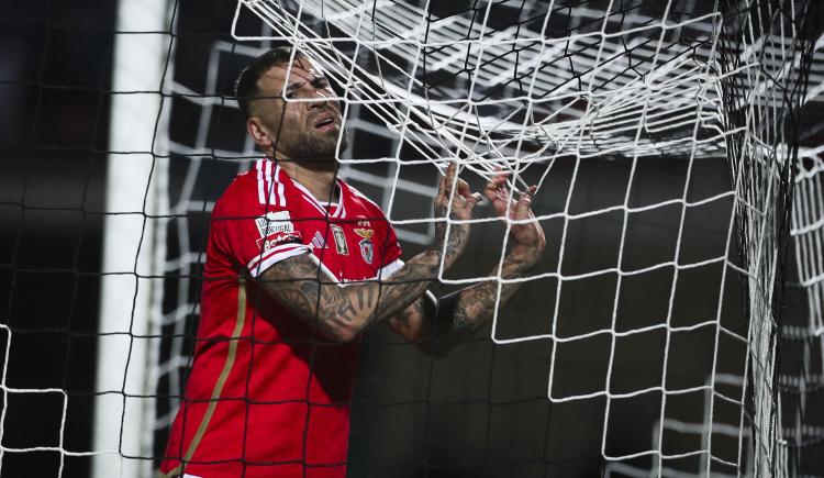 Imagen de Pese al gol de Otamendi, Benfica quedó eliminado de la Copa de Portugal