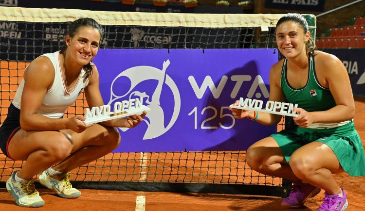Imagen de Julia Riera y Lourdes Carlé, campeonas del Montevideo Open