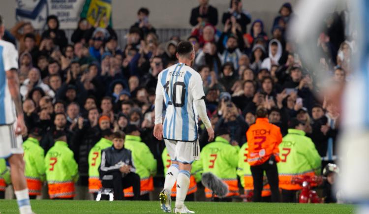 Imagen de Lionel Messi y el pedido de cambio: "Seguramente no sea la última vez"