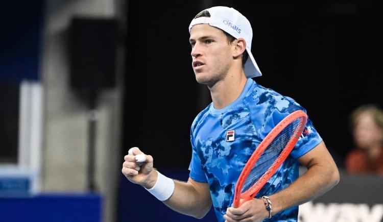 Imagen de DIEGO SCHWARTZMAN PASÓ UN DURÍSIMO DEBUT Y AVANZÓ EN PARÍS