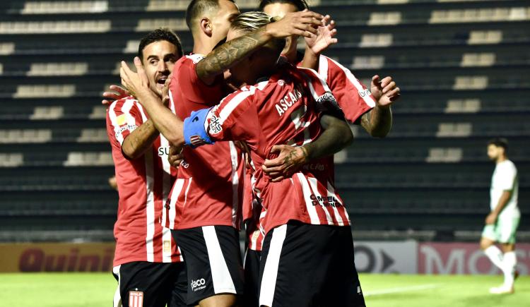 Imagen de Estudiantes pisó el acelerador en el segundo tiempo y pasó de ronda en la Copa Argentina