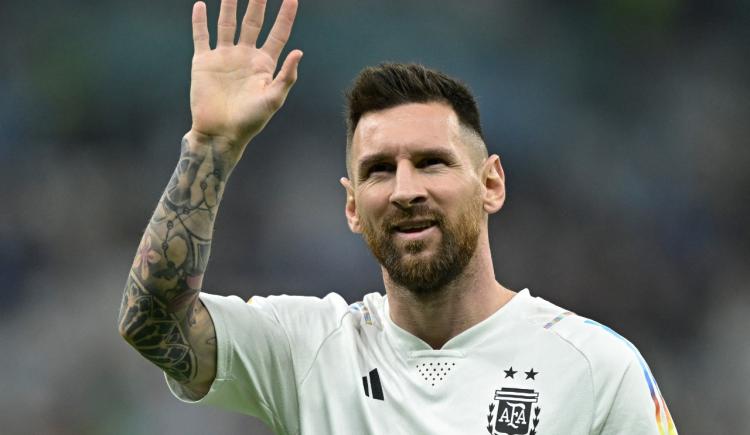 Imagen de La reacción del cantante de La Mosca ante el elogio de Messi