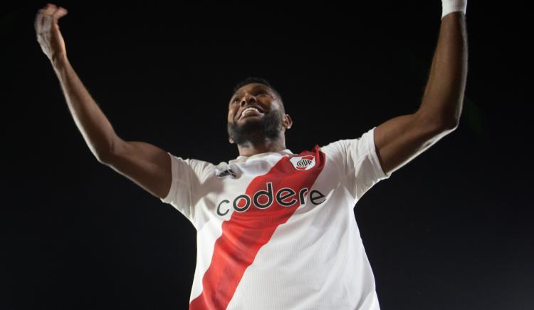 Imagen de River ganó un Superclásico picante: hubo polémica y seis expulsados