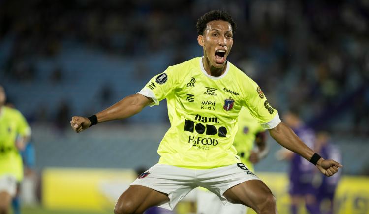 Imagen de Monagas eliminó a Defensor y cortó una racha de 26 años en Copa Libertadores