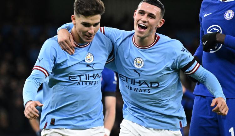 Imagen de El Manchester City de Julián Alvarez paseó al Chelsea