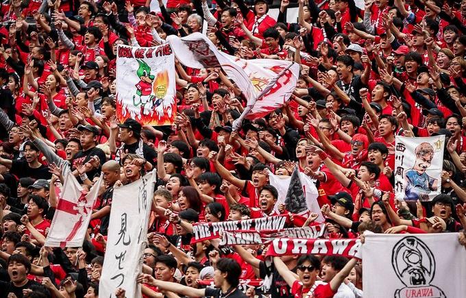 Imagen de Eliminados pero siempre educados: el asombroso gesto de los hinchas de Urawa Red Diamonds