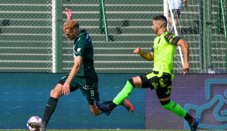 Imagen de Sarmiento de Junín 3  - Barracas Central 5: el resumen del partido