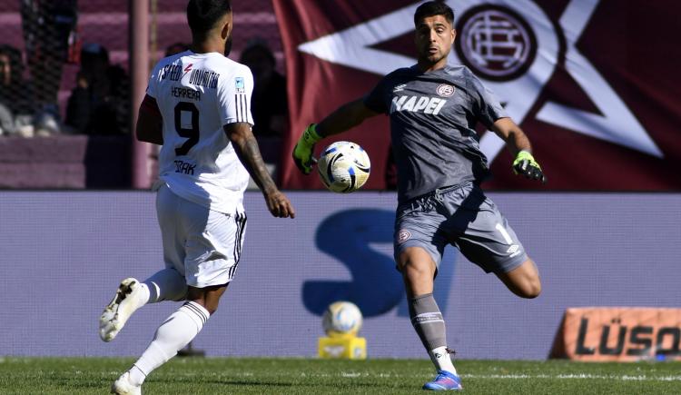 Imagen de Lanús empató con Riestra y jugará los octavos de final como visitante