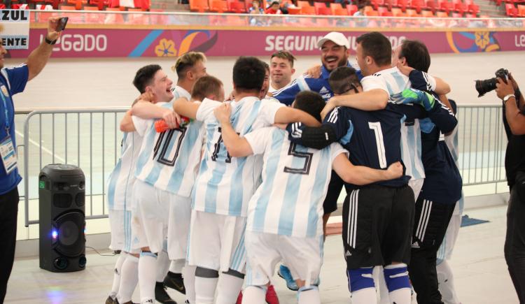 Imagen de La Legislatura Porteña y un reconocimiento a la Selección de Futsal para personas con Síndrome de Down