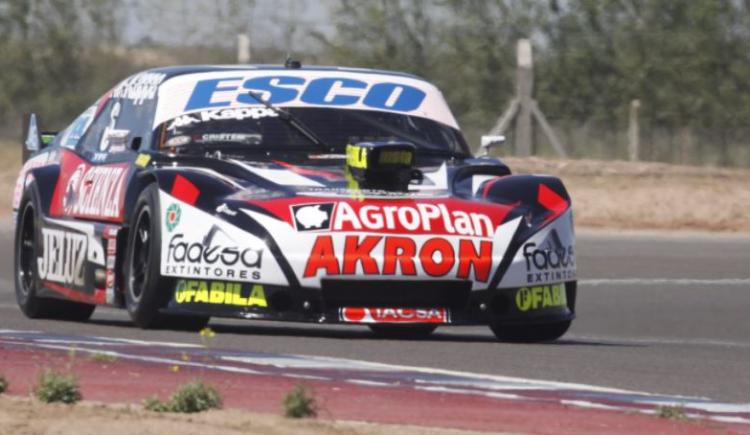 Imagen de TURISMO CARRETERA: GUILLERMO ORTELLI CELEBRA 400 PRESENTACIONES