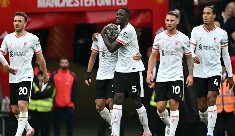 Imagen de Con Alexis Mac Allister, Liverpool bailó a Manchester United a domicilio