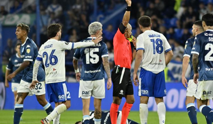 Imagen de Árbitros definidos para las semifinales de ida de la Libertadores y la Sudamericana