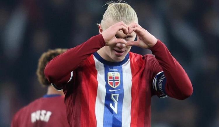 Imagen de Haaland y su hat-trick le dieron el ascenso a Noruega