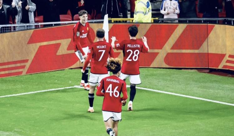 Imagen de Manchester United y una goleada con Garnacho como figura