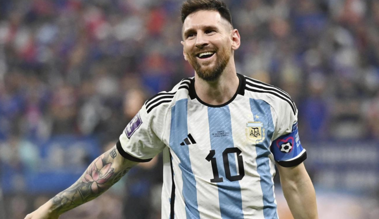Imagen de Messi y un recorrido sensorial por sus éxitos y lamentos con la Selección Argentina