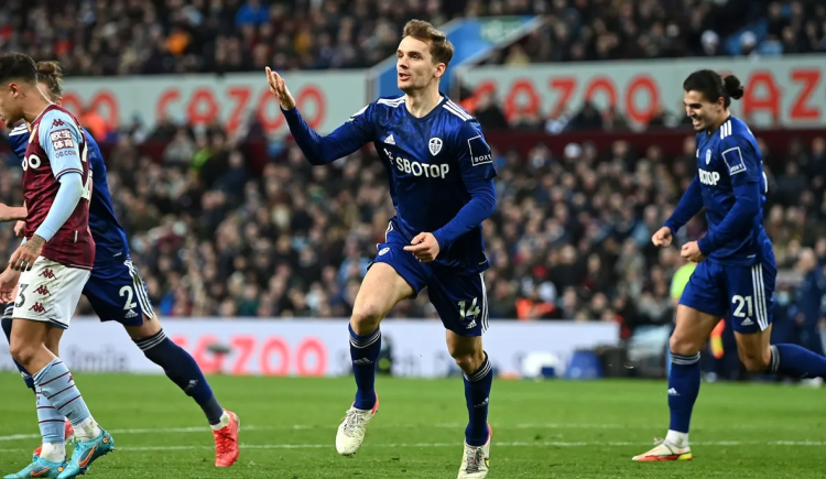 Imagen de LEEDS REACCIONÓ A TIEMPO Y LE EMPATÓ A ASTON VILLA EN UN PARTIDAZO