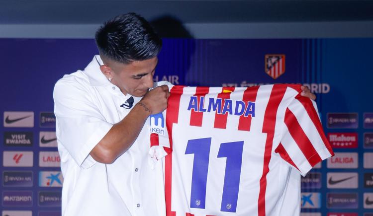 Imagen de Thiago Almada fue presentado en Atlético de Madrid y habló de la esperada sociedad con Julián Álvarez