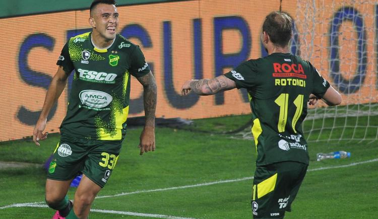 Imagen de MIRÁ EL COMPACTO DE DEFENSA 4-2 SARMIENTO
