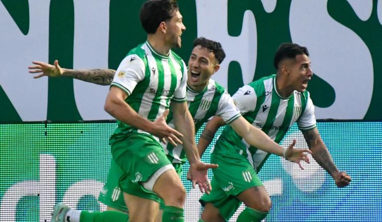 Imagen de Todos los antecedentes de la memorable remontada de Banfield ante Estudiantes