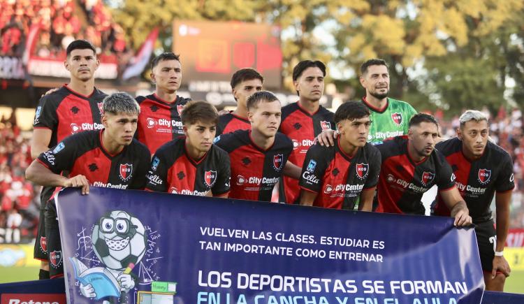 Imagen de Newell's ya confirmó al nuevo entrenador que debutará en el clásico con Central