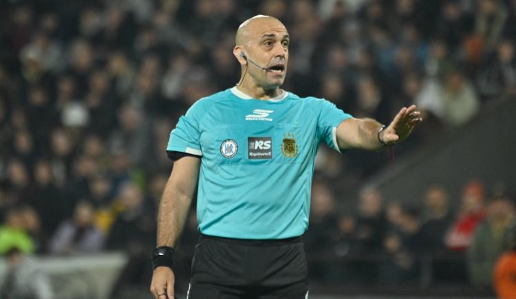 Imagen de Jorge Baliño habló sobre la polémica mano de Gorosito en Vicente López