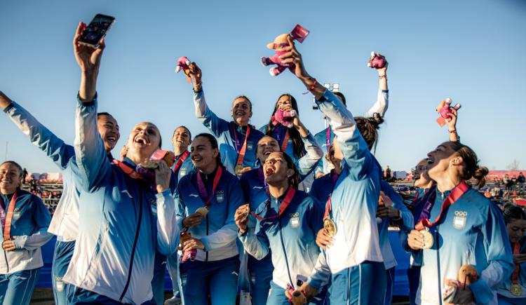 Imagen de Hockey de oro: Los Leones y Las Leonas se subieron a lo más alto del podio