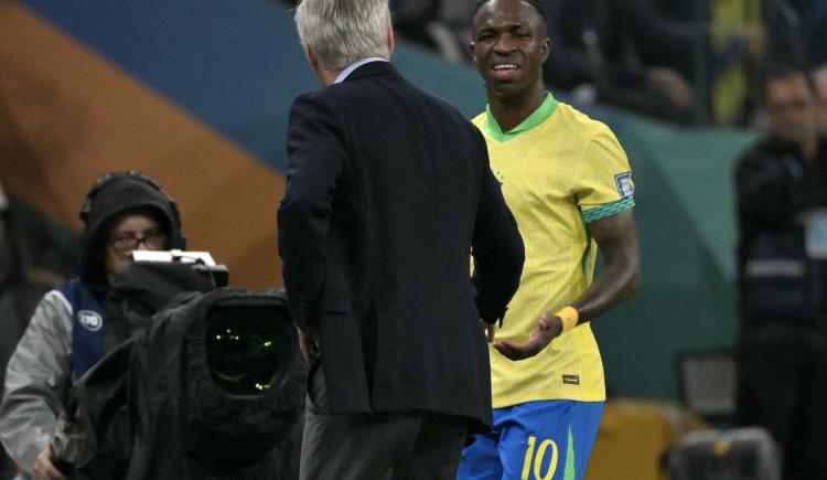 Imagen de Ancelotti dio la lista de Brasil y le hizo un reproche a Vinicius