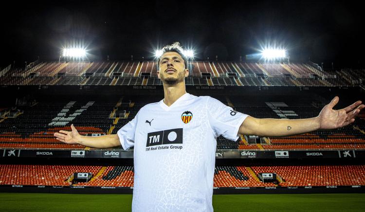Imagen de Las primeras horas de Guido Rodríguez en su nuevo club