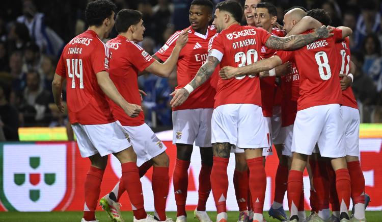 Imagen de Inoxidables: Otamendi y Di María fueron partícipes necesarios de la goleada de Benfica a Porto