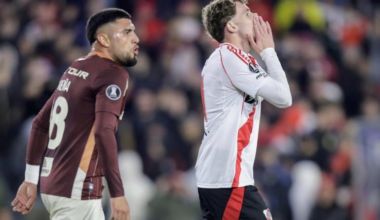 Imagen de River no pasó la prueba y empató 1-1 con Universitario