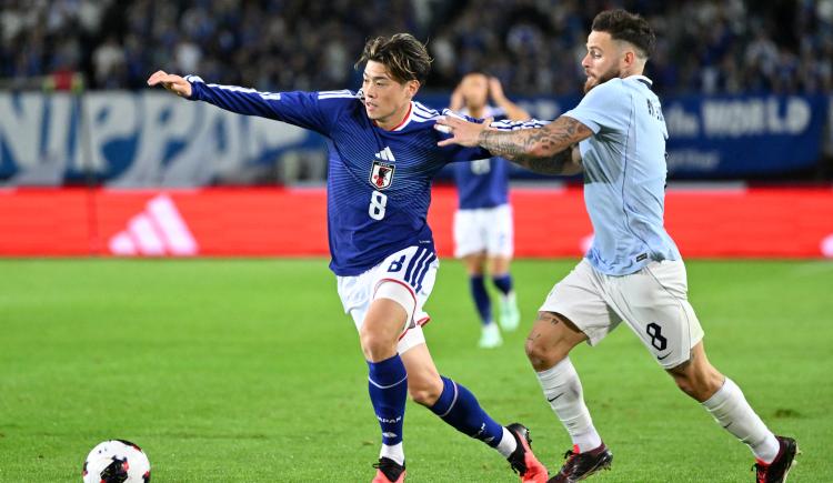 Imagen de Uruguay perdió 3-1 con Japón en el debut de Forlán como entrenador
