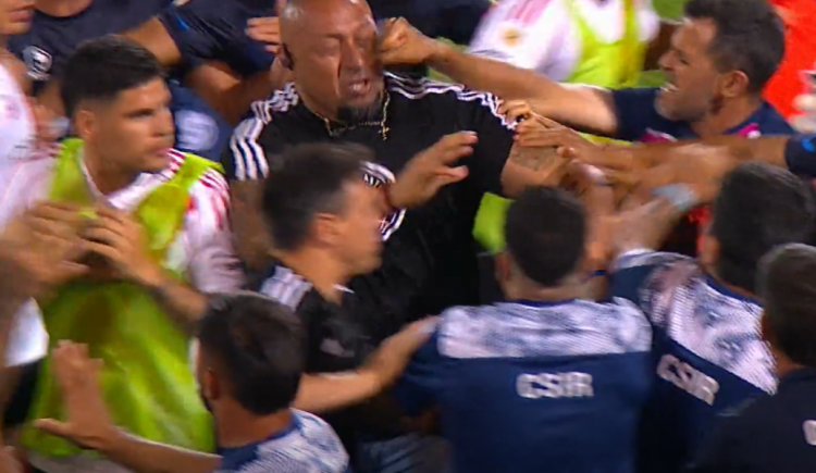 Imagen de Novela turca: del gol de Ham al bochornoso final