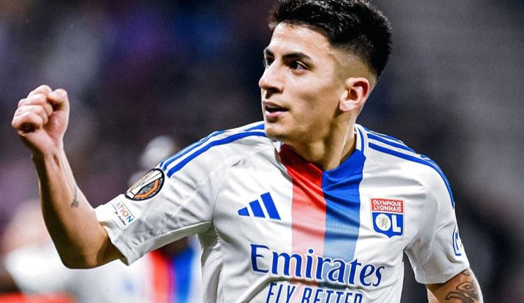 Imagen de Con gol de Thiago Almada, Lyon empató agónicamente con Manchester United
