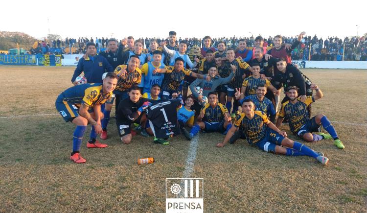 Imagen de Muñiz empató y Central Ballester ganó y ambos escoltan al líder Centro Español en la Primera D