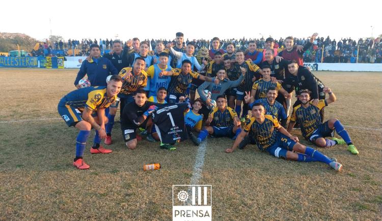 Imagen de Muñiz empató y Central Ballester ganó y ambos escoltan al líder Centro Español en la Primera D