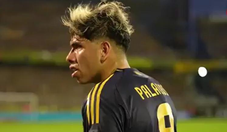 Imagen de Tensión en Boca: la reacción de Carlos Palacios tras salir reemplazado