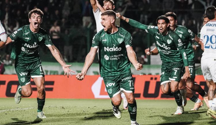 Imagen de Sarmiento profundizó la crisis de Tigre y dejó viva la ilusión de meterse en los playoffs