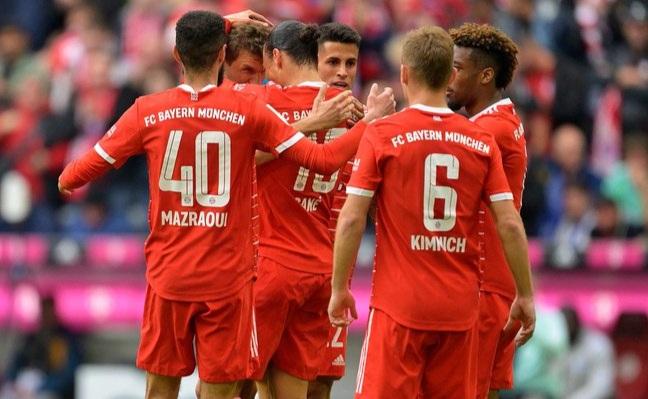 Imagen de Bayern Múnich goleó a Schalke 04 y se encamina al undécimo título seguido