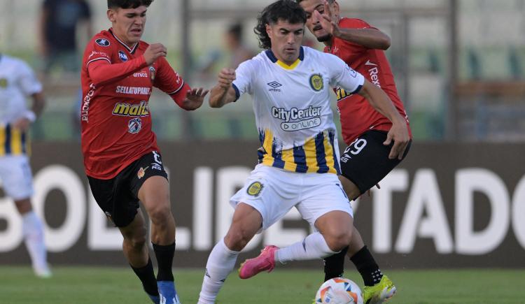 Imagen de Un punto con sabor a poco: Rosario Central empató 1-1 con Caracas
