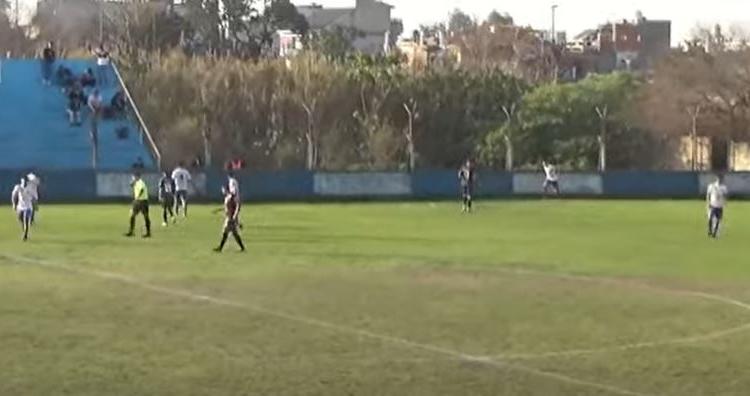 Imagen de PRIMERA C: VICTORIANO ARENAS FUE EL ÚNICO GANADOR DEL SÁBADO