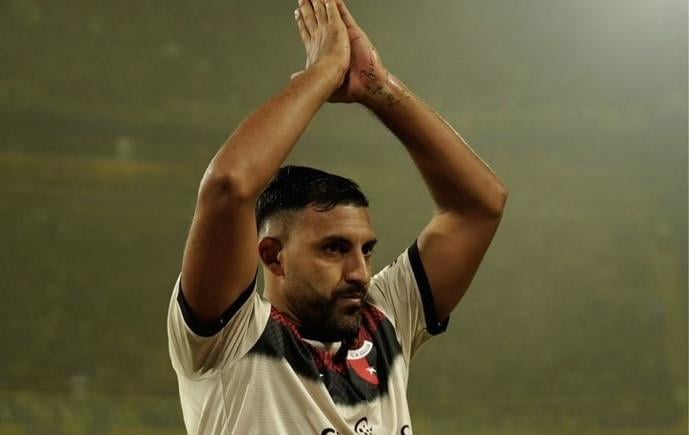 Imagen de "Descender es como pegarle a tu mamá", dijo Wanchope Ábila
