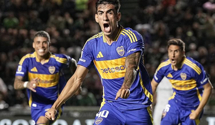 Imagen de Banfield le perdonó la vida y Boca lo ganó en el final