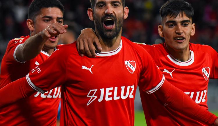 Imagen de Martín Cauteruccio, tras la victoria de Independiente: "Nosotros tenemos que cumplir en la cancha"