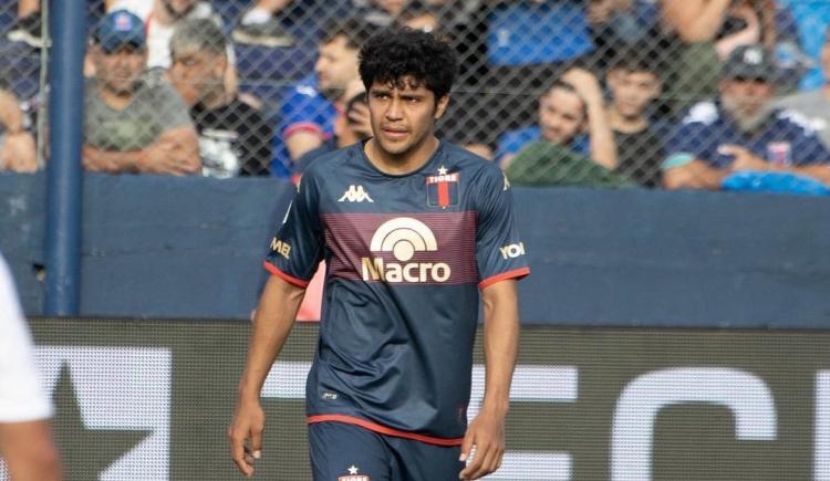 Imagen de En conflicto con Tigre, Robert Rojas será cedido por River al fútbol brasileño