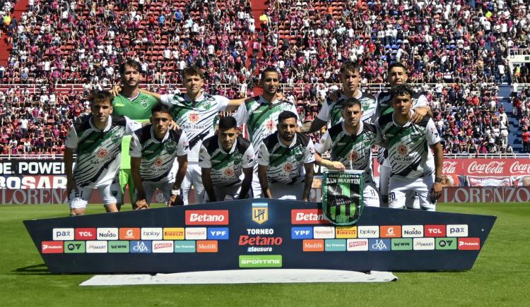 Imagen de Un jugador de San Martín confesó que toma pastillas para dormir ante la posibilidad de descender